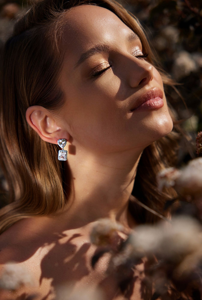 Shin - Posrebrzane Kolczyki w Kształcie Serduszek