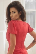 Susanita Czerwona - Mini sukienka z falbanami i bufkami