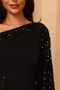 Antonella - Czarna Mini Sukienka z Asymetrycznymi Wycięciami
