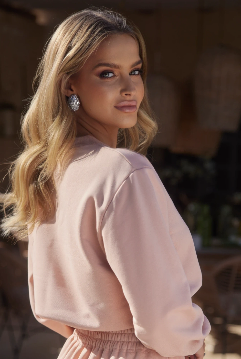 Komplet Mariko - Luźna Bluza i Spódniczka Mini z Wszytymi Spodenkami