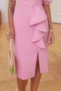 Lorena - Elegancka i Romantyczna Midi Sukienka w Pudrowym Różu