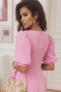 Lorena - Elegancka i Romantyczna Midi Sukienka w Pudrowym Różu
