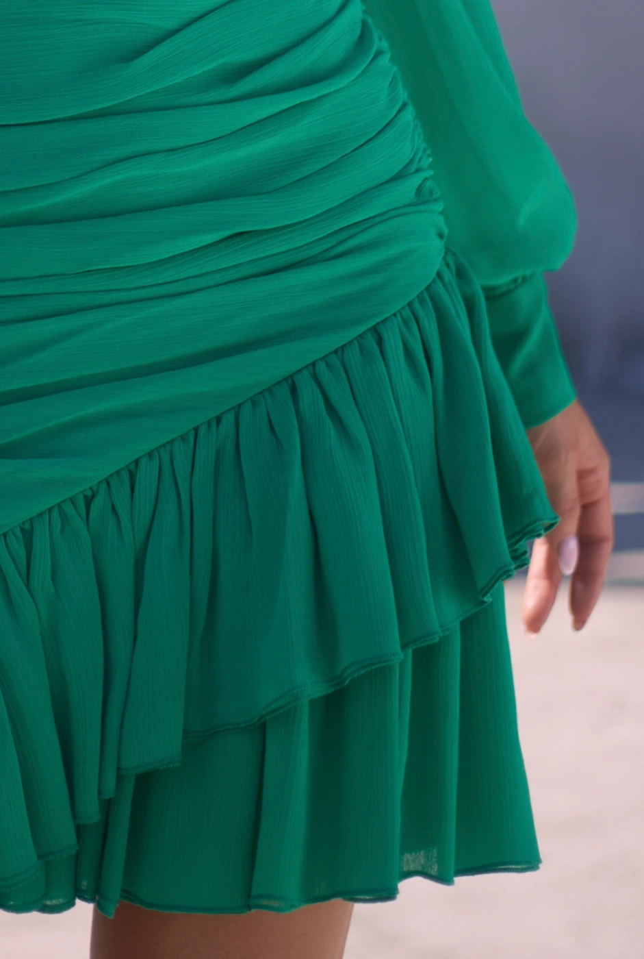 Clementine Zielona - estetyka draperii w mini sukience