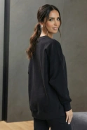 Saura Black - lekka, wygodna czarna bluza z logo