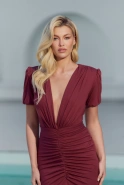 Paola - brązowa sukienka maxi z drapowanymi elementami